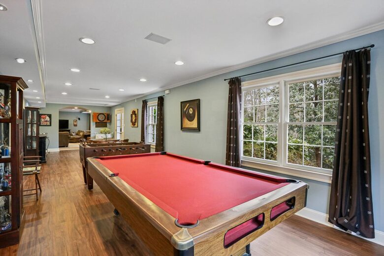 Luxury Cul-de-Sac Living in the Heart of Peachtree Corners - Norcross, Georgia