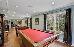 Luxury Cul-de-Sac Living in the Heart of Peachtree Corners - Norcross, Georgia