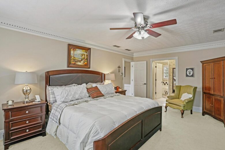 Luxury Cul-de-Sac Living in the Heart of Peachtree Corners - Norcross, Georgia