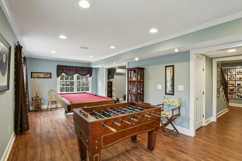 Luxury Cul-de-Sac Living in the Heart of Peachtree Corners - Norcross, Georgia