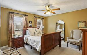Luxury Cul-de-Sac Living in the Heart of Peachtree Corners - Norcross, Georgia