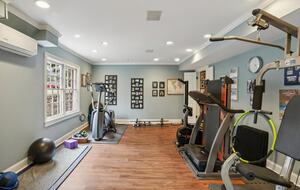 Luxury Cul-de-Sac Living in the Heart of Peachtree Corners - Norcross, Georgia