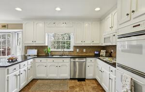 Luxury Cul-de-Sac Living in the Heart of Peachtree Corners - Norcross, Georgia