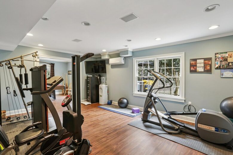 Luxury Cul-de-Sac Living in the Heart of Peachtree Corners - Norcross, Georgia