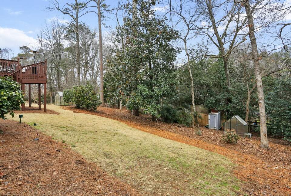 Luxury Cul-de-Sac Living in the Heart of Peachtree Corners - Norcross, Georgia