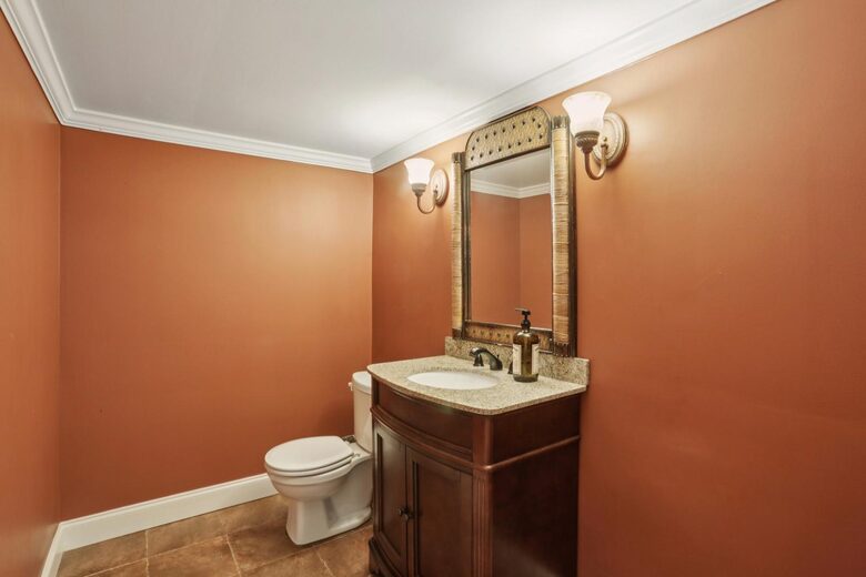 Luxury Cul-de-Sac Living in the Heart of Peachtree Corners - Norcross, Georgia