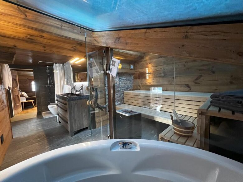 Panoramic Mountain Apartment - Saas-Fee, Switzerland