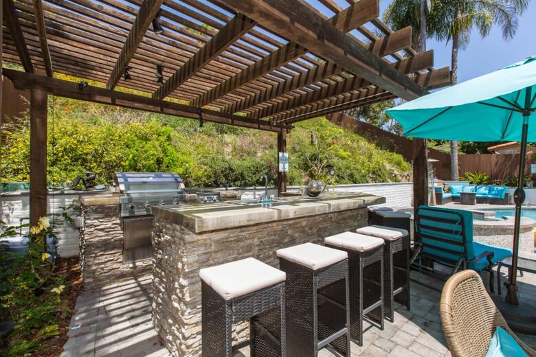 Private Pool, Spa and Outdoor Kitchen Estate in La Jolla - San Diego, California