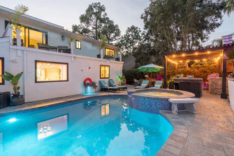 Private Pool, Spa and Outdoor Kitchen Estate in La Jolla - San Diego, California