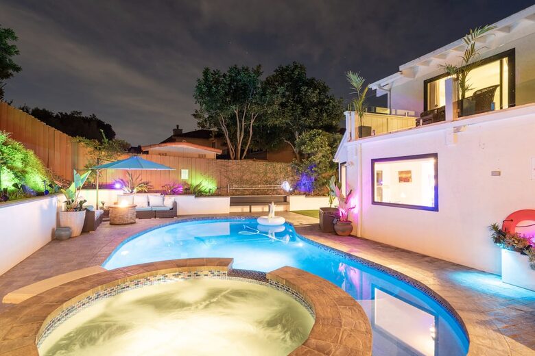 Private Pool, Spa and Outdoor Kitchen Estate in La Jolla - San Diego, California