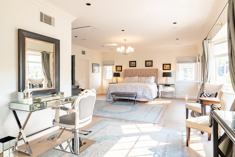 Private Pool, Spa and Outdoor Kitchen Estate in La Jolla - San Diego, California