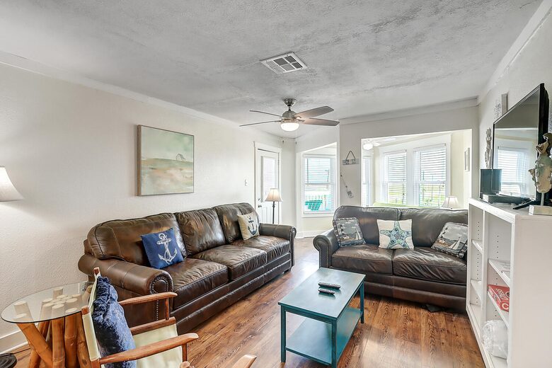 Coastal Retreat Near Port Aransas Beaches - Port Aransas, Texas