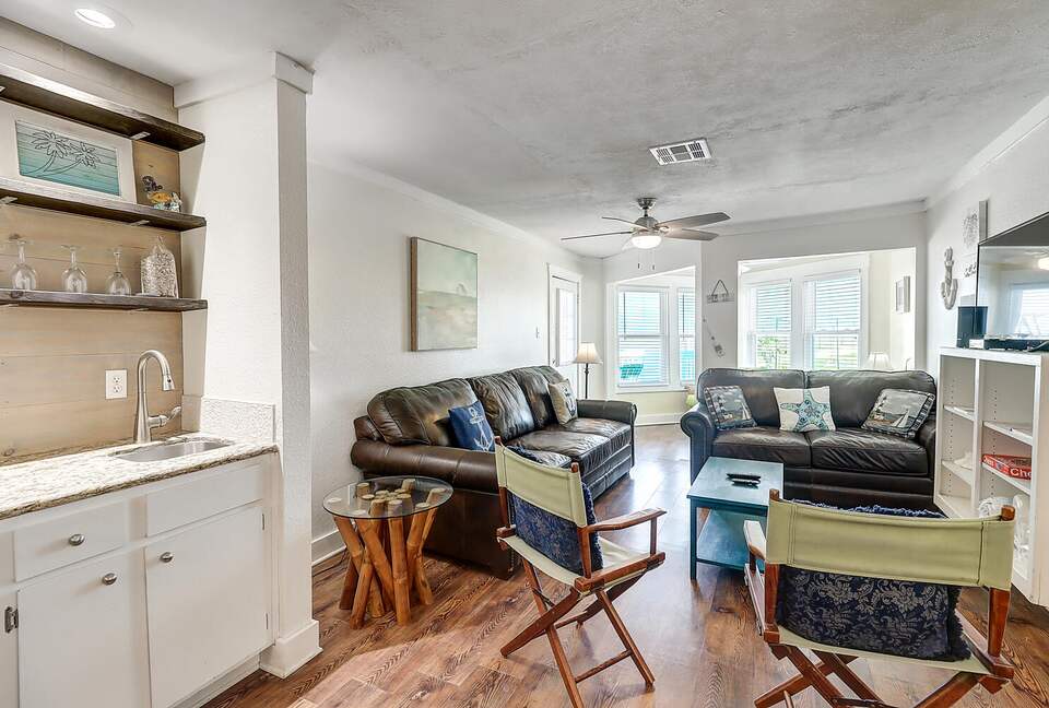 Coastal Retreat Near Port Aransas Beaches - Port Aransas, Texas