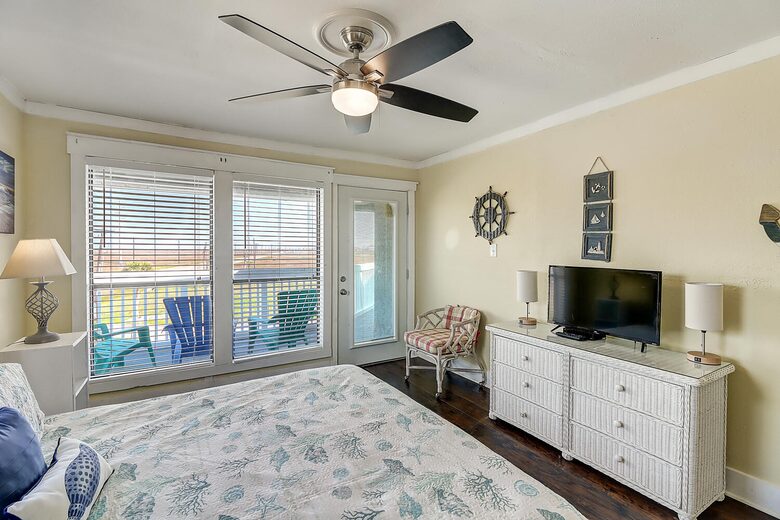 Coastal Retreat Near Port Aransas Beaches - Port Aransas, Texas