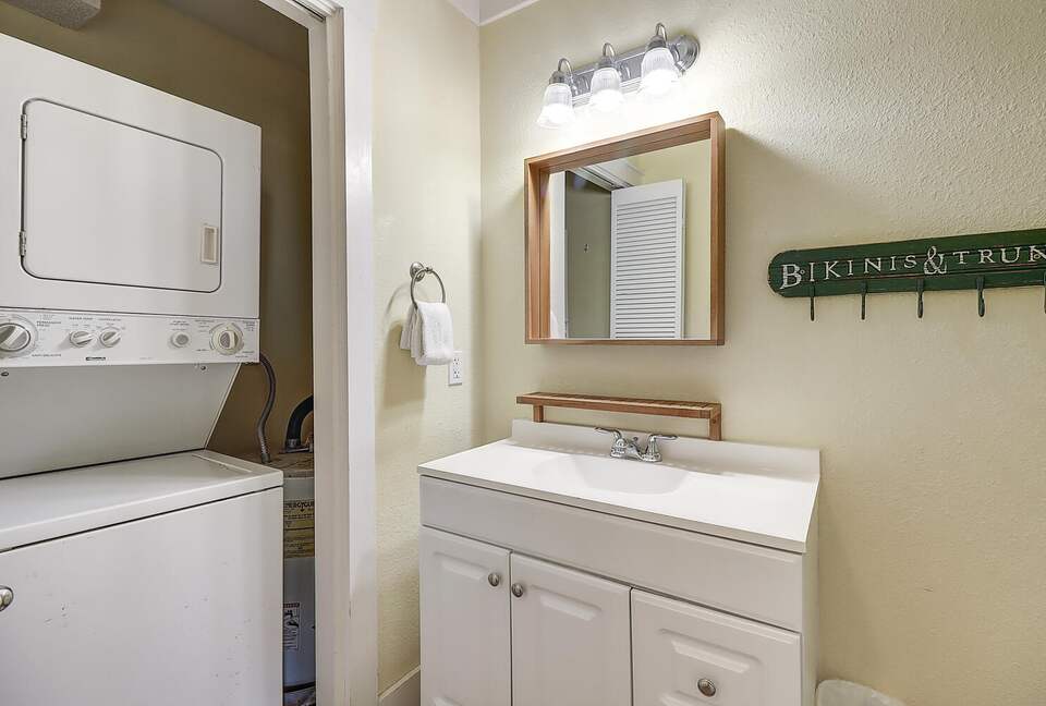 Coastal Retreat Near Port Aransas Beaches - Port Aransas, Texas