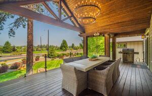 Modern Riverfront Retreat Overlooking the Deschutes - Bend, Oregon