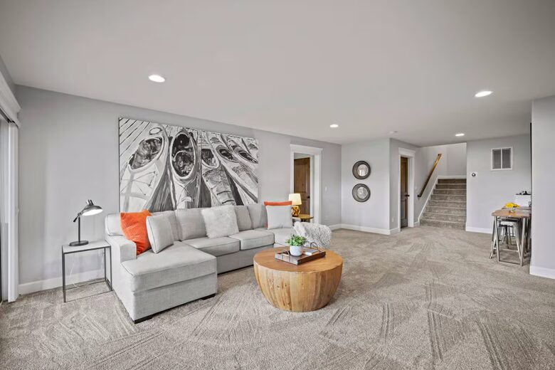 Modern Riverfront Retreat Overlooking the Deschutes - Bend, Oregon