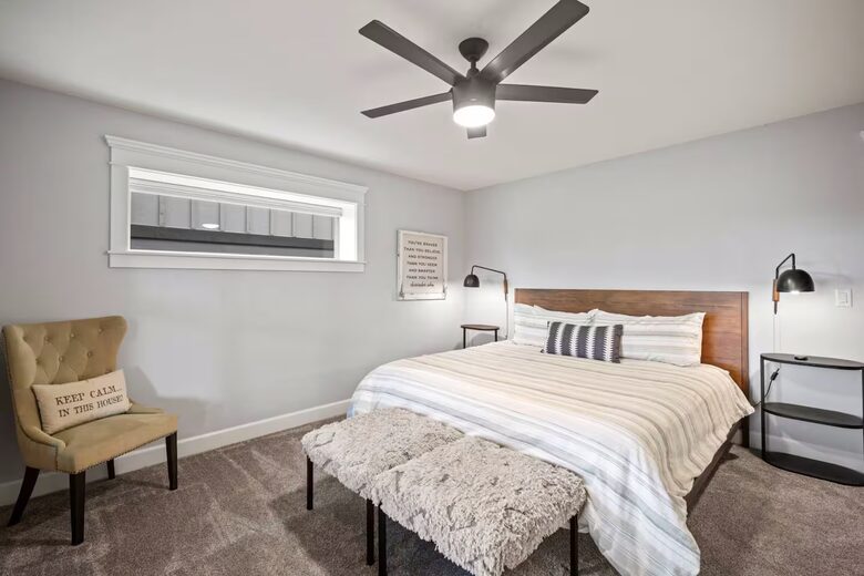 Modern Riverfront Retreat Overlooking the Deschutes - Bend, Oregon