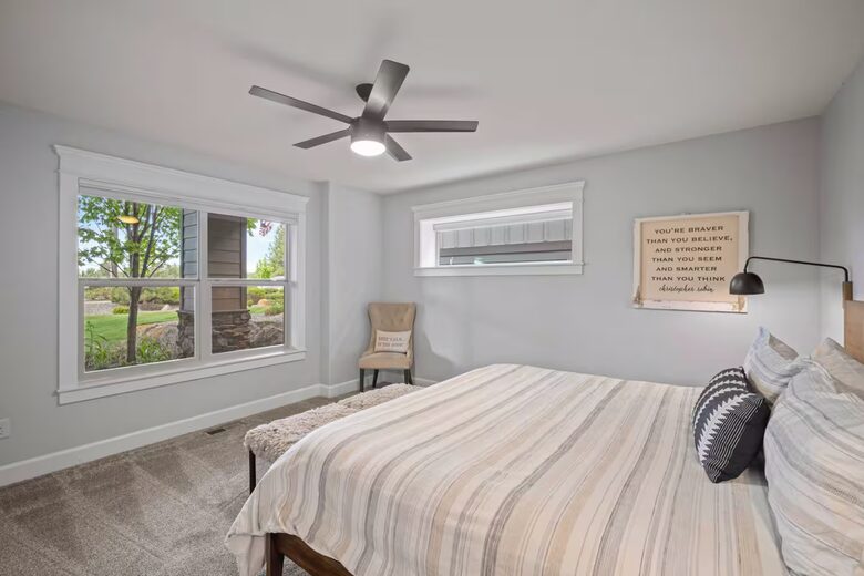 Modern Riverfront Retreat Overlooking the Deschutes - Bend, Oregon