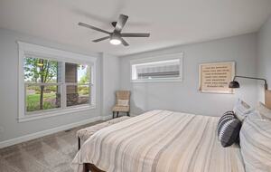 Modern Riverfront Retreat Overlooking the Deschutes - Bend, Oregon