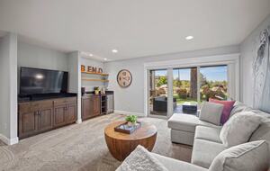 Modern Riverfront Retreat Overlooking the Deschutes - Bend, Oregon