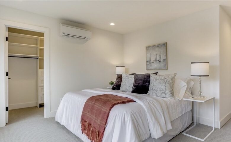 Ballard Breeze Bungalow - Seattle, Washington