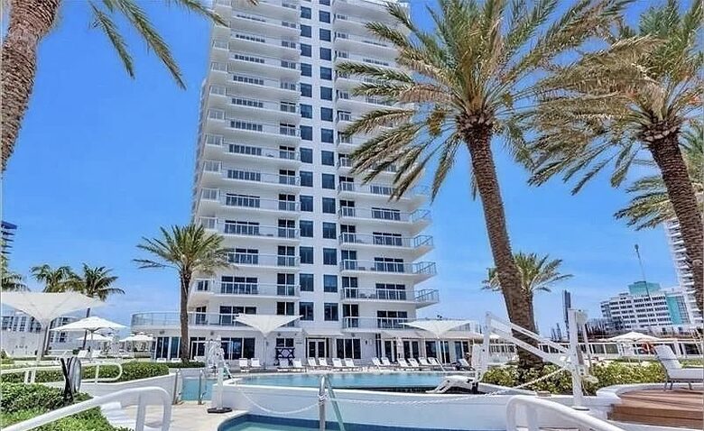 Oceanfront Fort Lauderdale Beach Retreat with Private Balcony - Fort Lauderdale, Florida