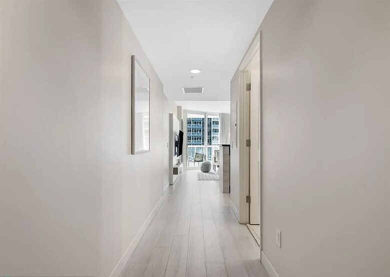 Oceanfront Fort Lauderdale Beach Retreat with Private Balcony - Fort Lauderdale, Florida