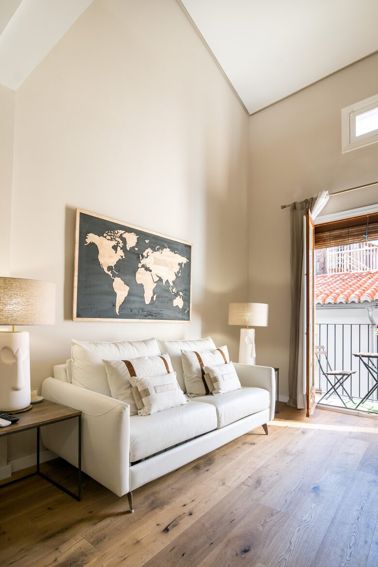 Elegant 2 bedroom penthouse With Terrace - Valencia, Spain