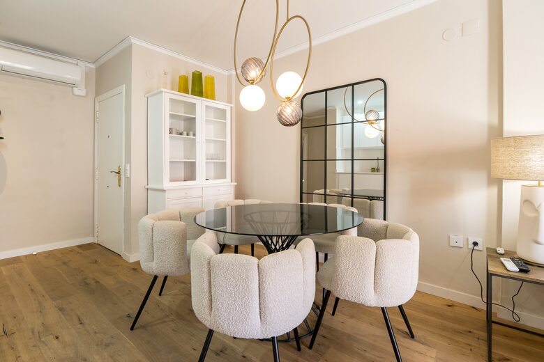 Elegant 2 bedroom penthouse With Terrace - Valencia, Spain