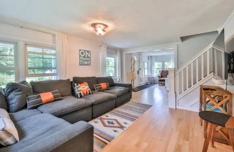 Modern Creekside Farmhouse in the Catskills - Shandaken, New York