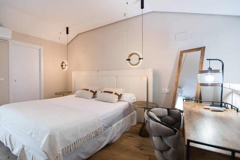 Elegant 2 bedroom penthouse With Terrace - Valencia, Spain