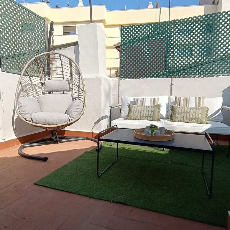 Elegant 2 bedroom penthouse With Terrace - Valencia, Spain