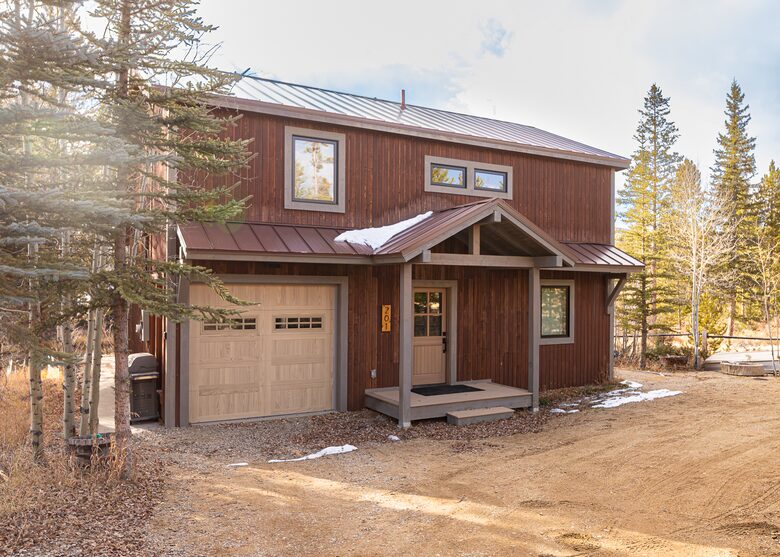 Peaceful Lake-Facing Living in Grand Lake - Grand Lake, Colorado