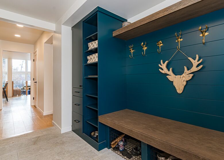 Peaceful Lake-Facing Living in Grand Lake - Grand Lake, Colorado