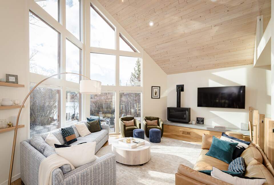 Peaceful Lake-Facing Living in Grand Lake - Grand Lake, Colorado