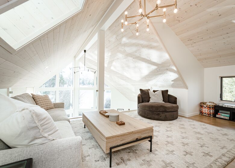 Peaceful Lake-Facing Living in Grand Lake - Grand Lake, Colorado