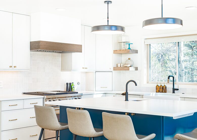 Peaceful Lake-Facing Living in Grand Lake - Grand Lake, Colorado