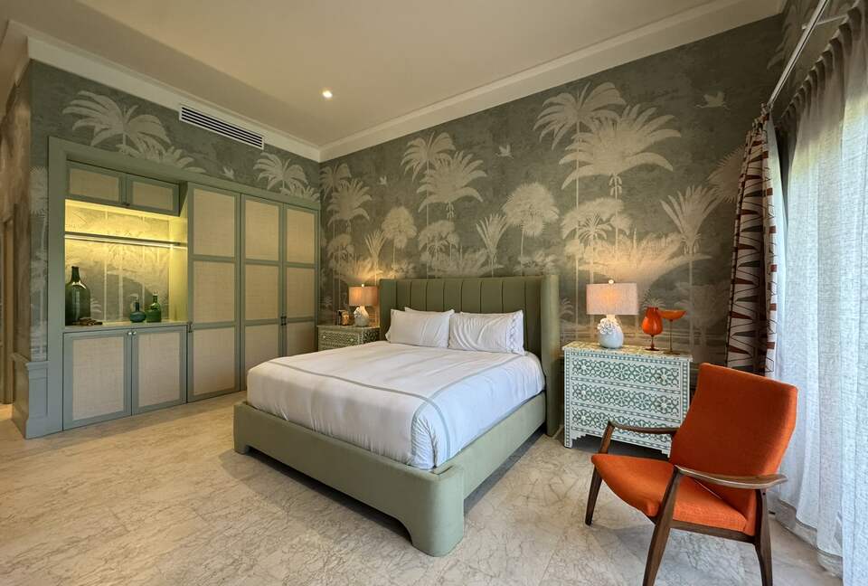 King Guest Room with Patio