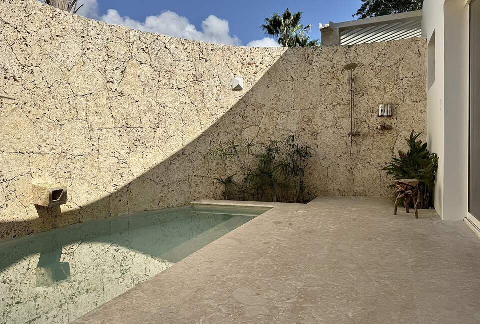 Master Private Tub with Outdoor Shower