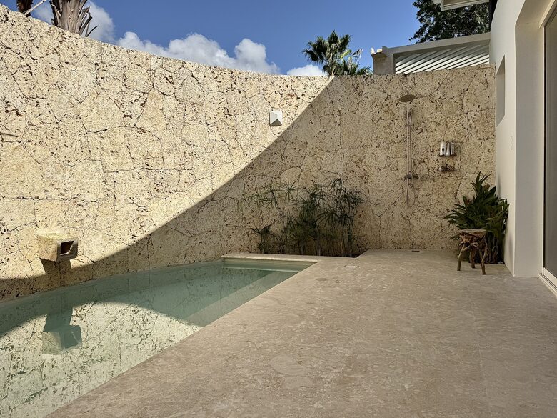 Master Private Tub with Outdoor Shower