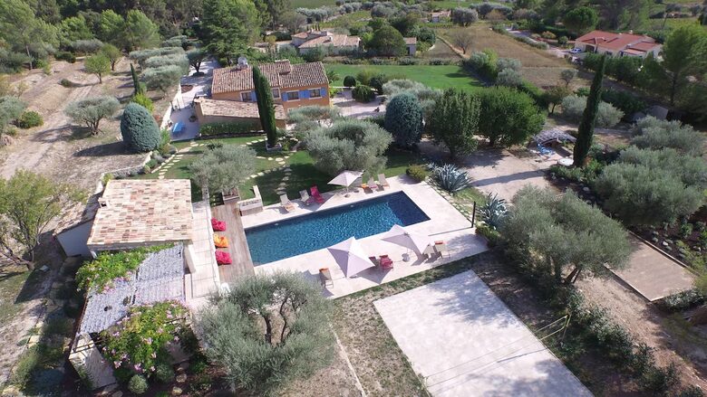 A Serene Luxury Villa in the Perfect Provence Location - Le Brûlât, France