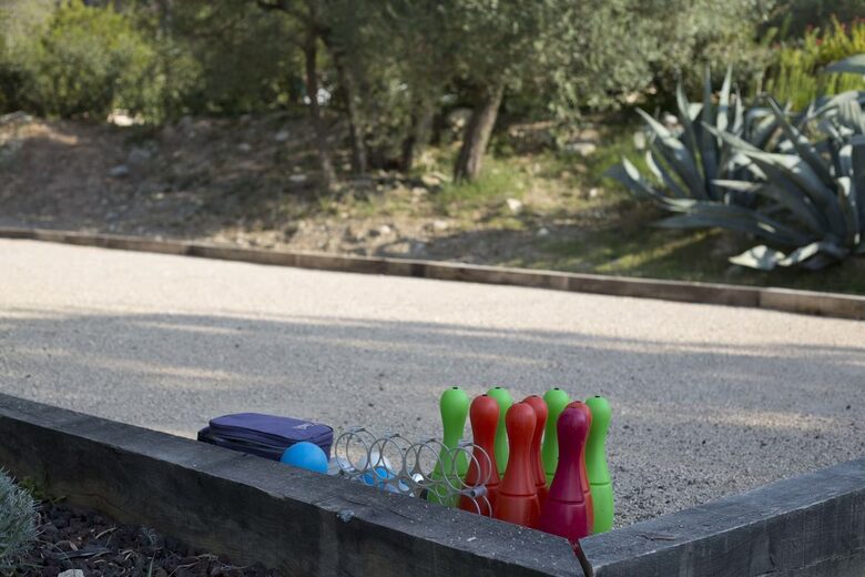 A Serene Luxury Villa in the Perfect Provence Location - Le Brûlât, France