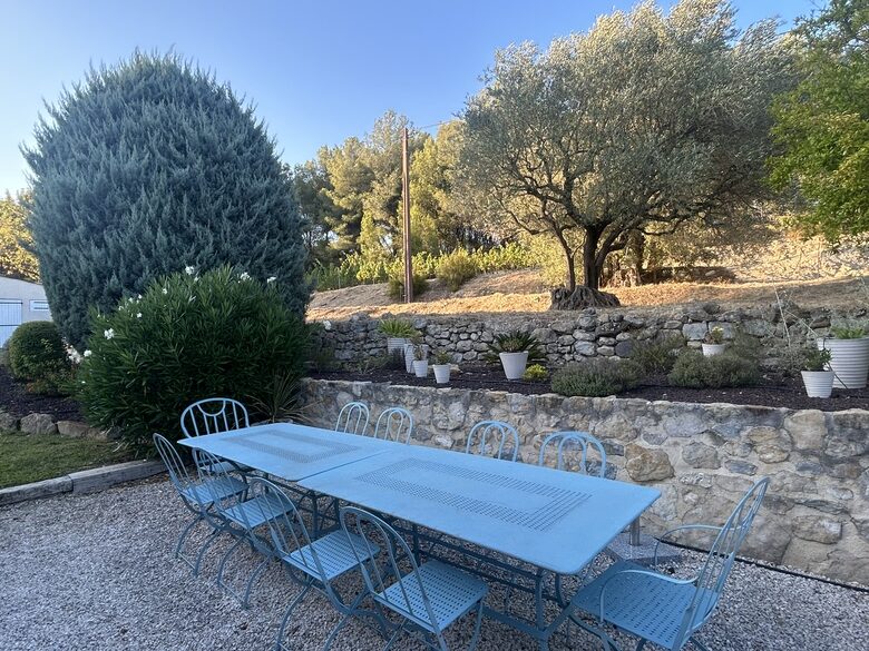 A Serene Luxury Villa in the Perfect Provence Location - Le Brûlât, France