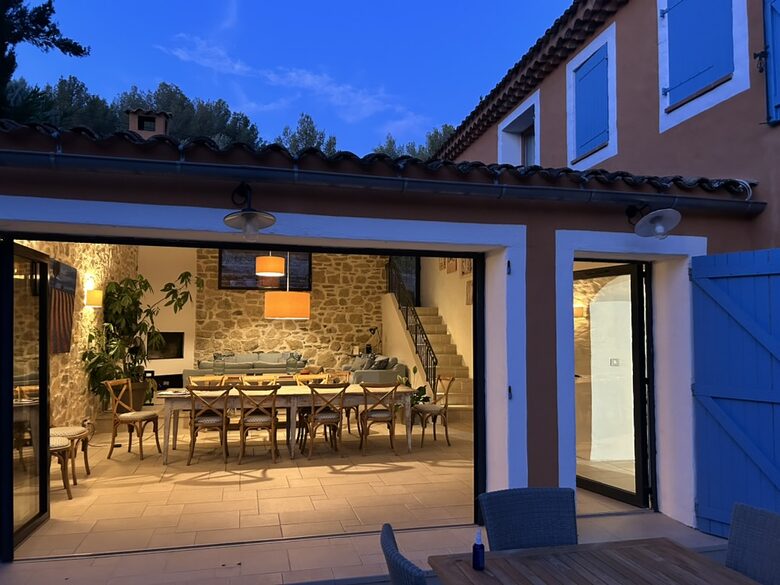 A Serene Luxury Villa in the Perfect Provence Location - Le Brûlât, France