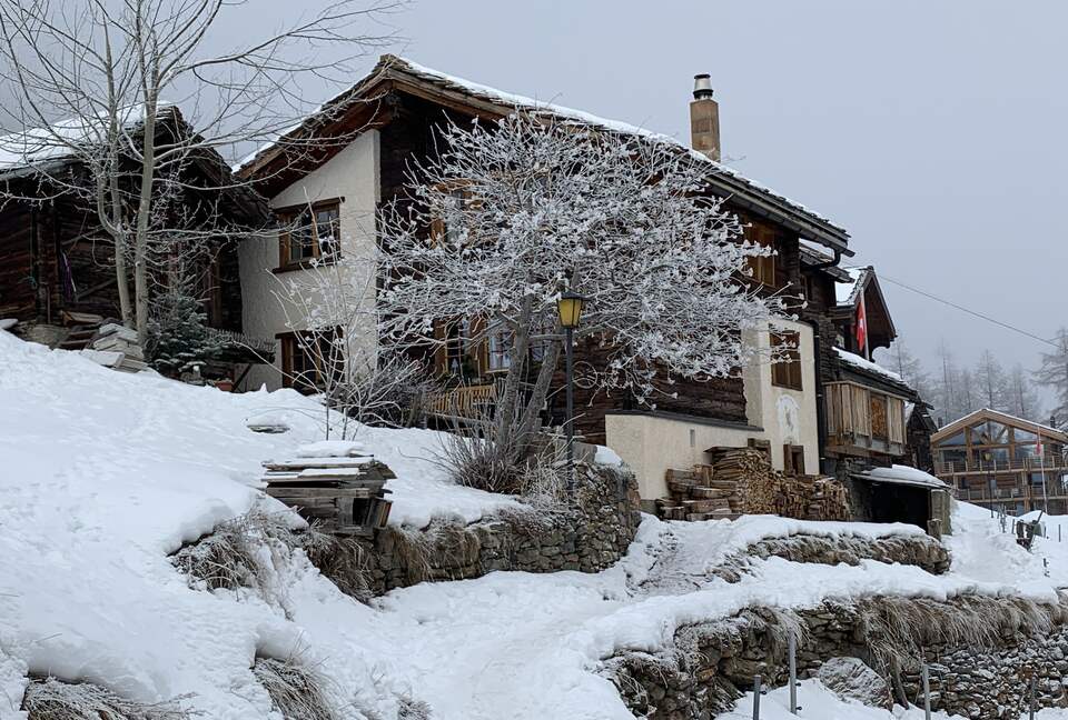 Panoramic Mountain Apartment - Saas-Fee, Switzerland