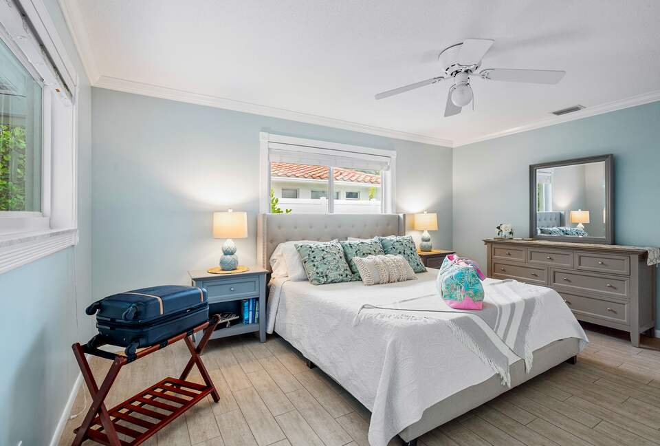 Heated Pool Oasis Near Ocean Reef Beach - Riviera Beach, Florida