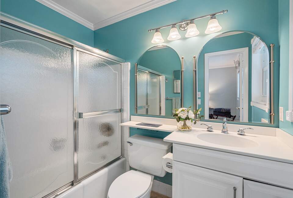 Heated Pool Oasis Near Ocean Reef Beach - Riviera Beach, Florida