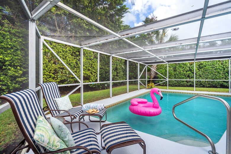 Heated Pool Oasis Near Ocean Reef Beach - Riviera Beach, Florida