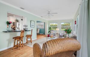 Heated Pool Oasis Near Ocean Reef Beach - Riviera Beach, Florida